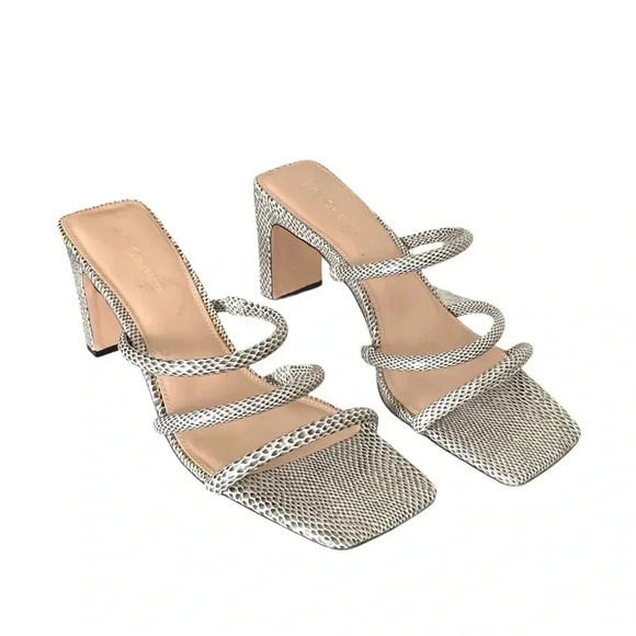 BCBGENERATION | Falla Faux Leather Strappy Slide Sandals Size 10 - Picture 3 of 7